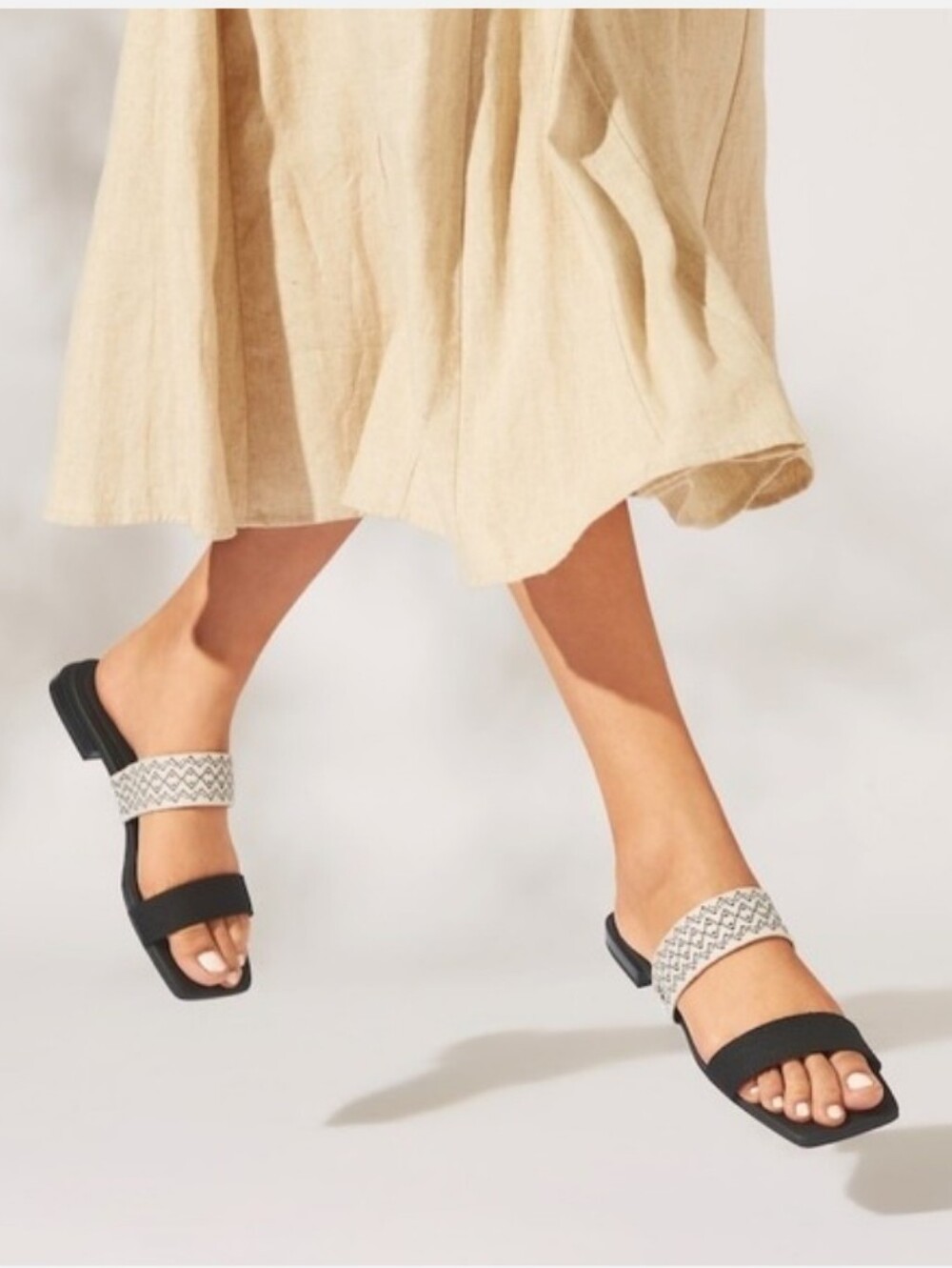 Vivaia Black And Beige Square-Toe Comfortable Slide Sandal Maya Size 43
